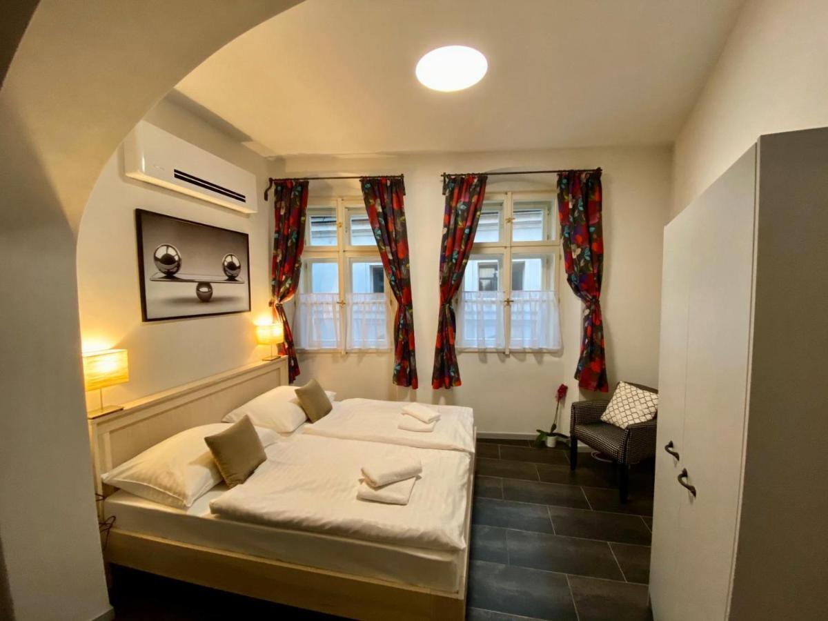 Historic Centre Apart Otel *